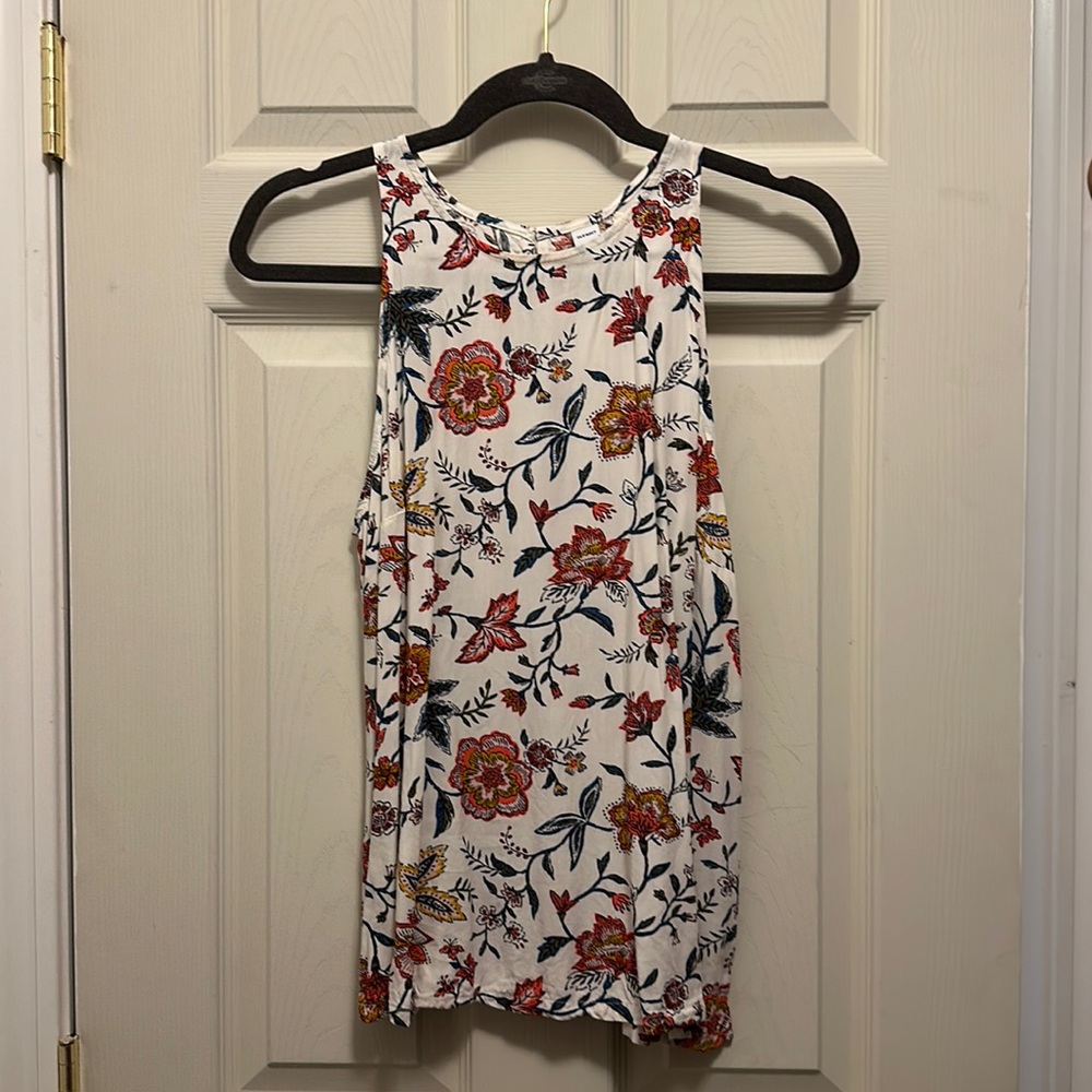 Old Navy tank top